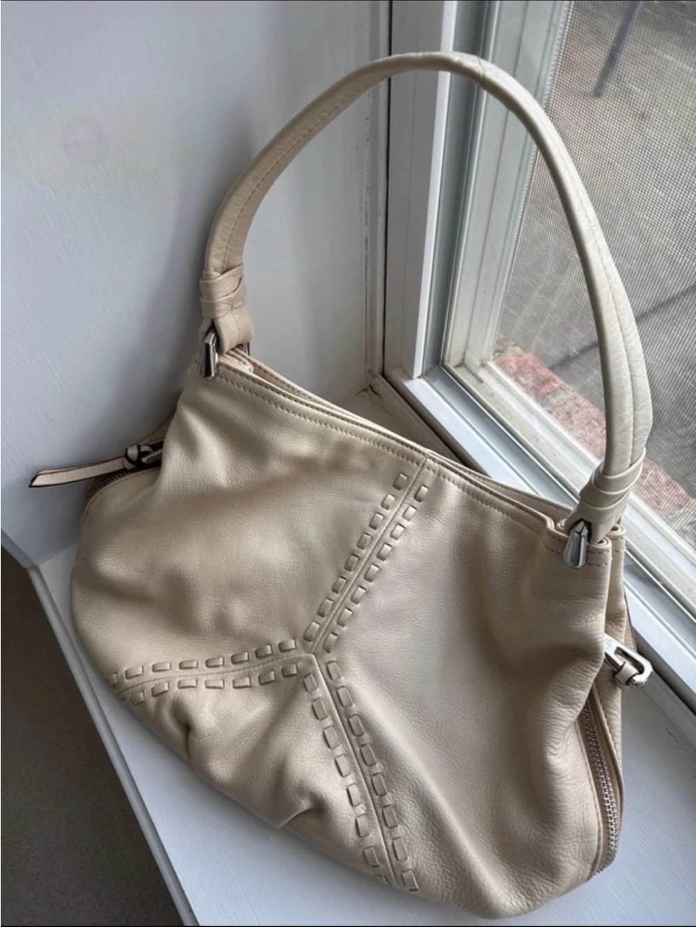 b. makowsky Cream Leather Shoulder Bag with Decorative Topstitching